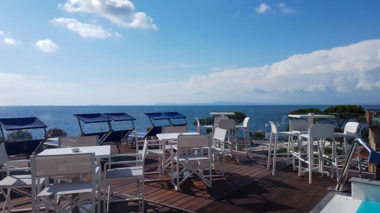 Hotel Il Faro Sorrento Esterno foto