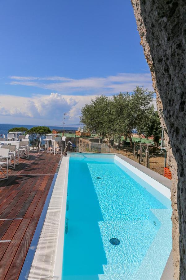 Hotel Il Faro Sorrento Esterno foto