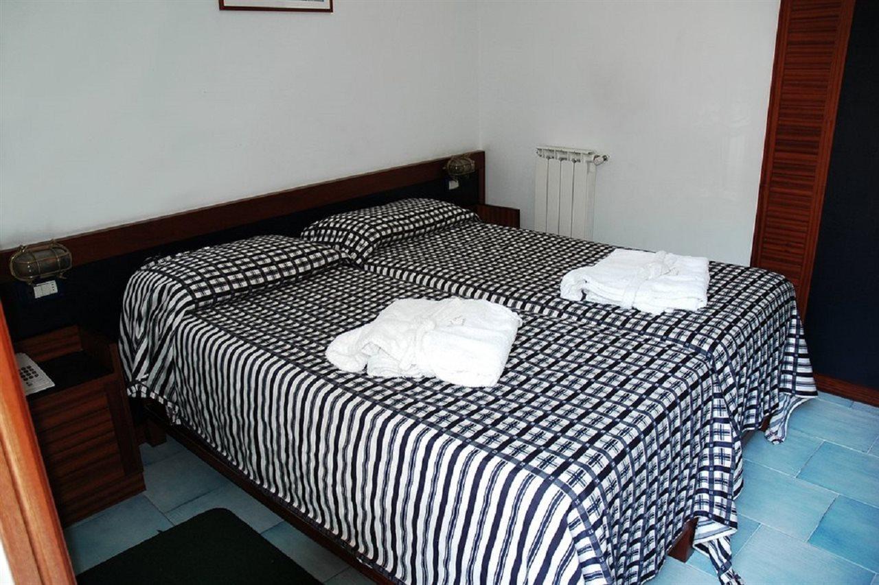 Hotel Il Faro Sorrento Esterno foto