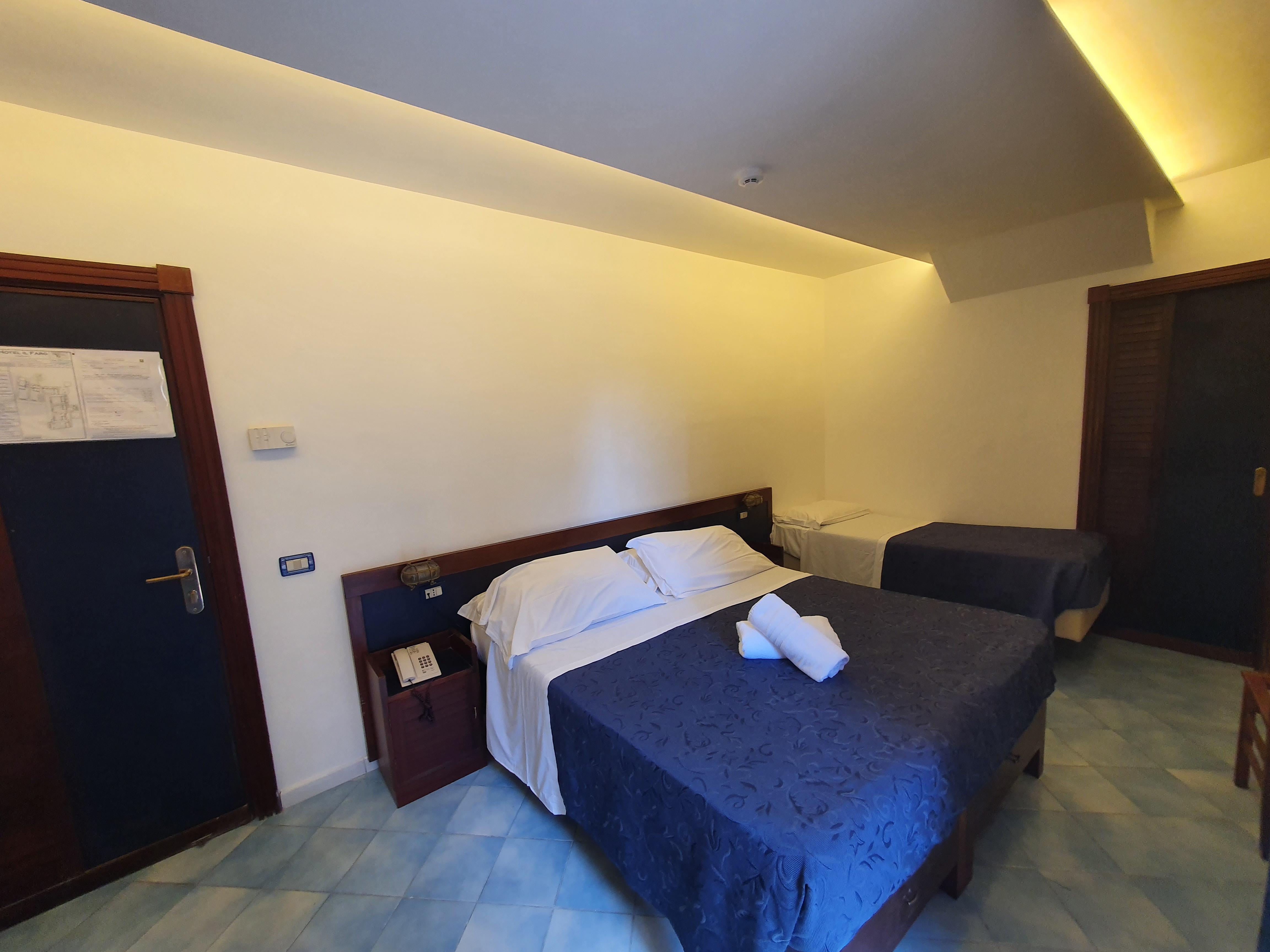 Hotel Il Faro Sorrento Esterno foto