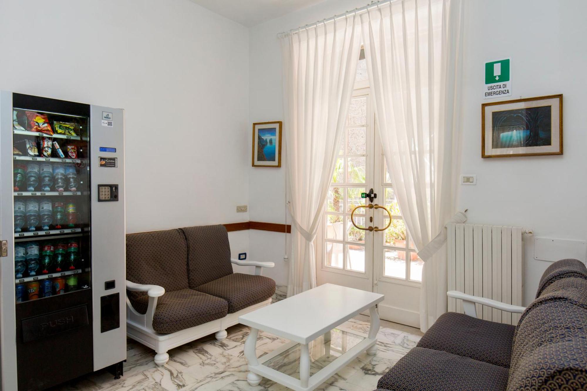 Hotel Il Faro Sorrento Esterno foto